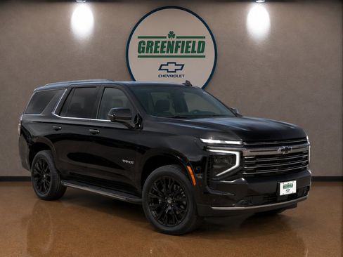 New 2025 Chevrolet Suburban Premier AWD/4WD image 1