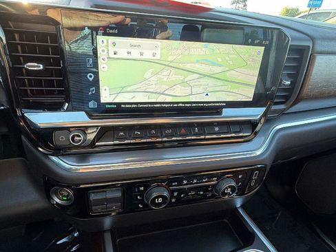 Certified 2023 Chevrolet Silverado 1500 High Country w/ High Country Premium Package AWD/4WD image 30
