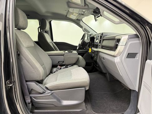 Used 2025 Ford F250 XLT image 31