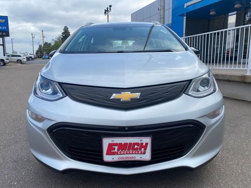 Used 2020 Chevrolet Bolt Premier w/ Infotainment Package FWD image 8