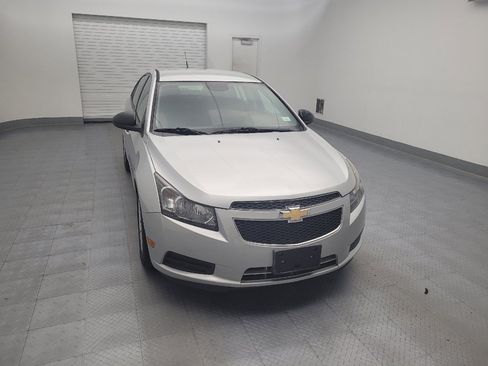 Used 2014 Chevrolet Cruze LS FWD image 14