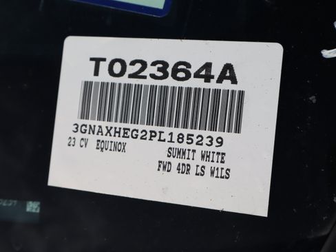 Used 2023 Chevrolet Equinox LS w/ LS Convenience Package FWD image 13