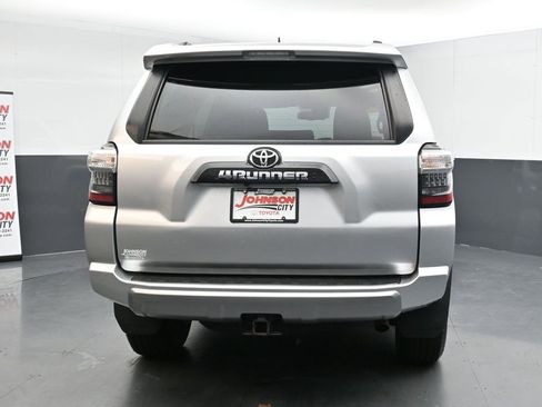 Used 2021 Toyota 4Runner TRD Off-Road Premium image 8