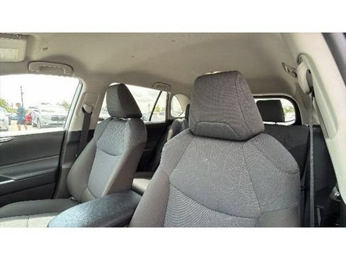 Certified 2025 Toyota RAV4 XLE AWD/4WD image 21