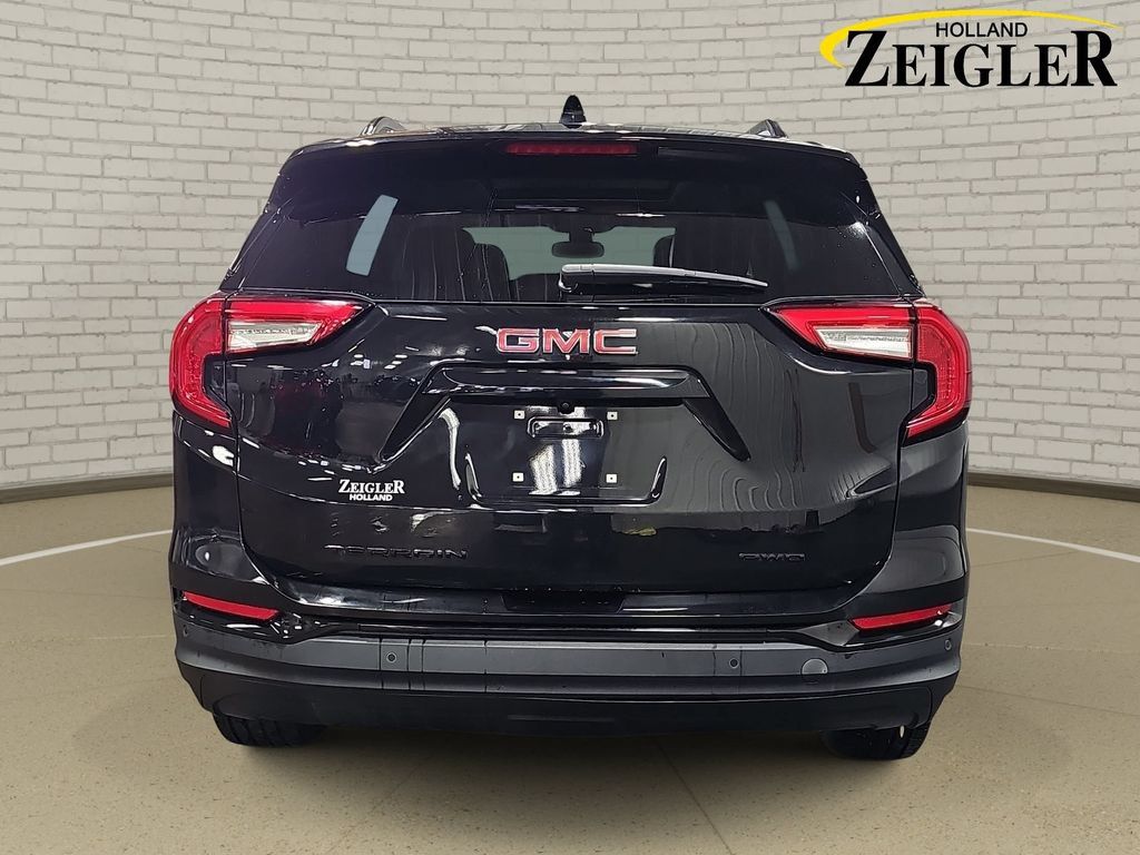Used 2023 GMC Terrain SLT w/ Elevation Edition AWD/4WD image 6