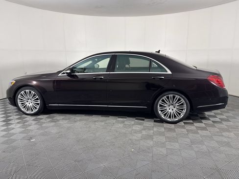 Used 2015 Mercedes-Benz S 550 4MATIC Sedan image 2