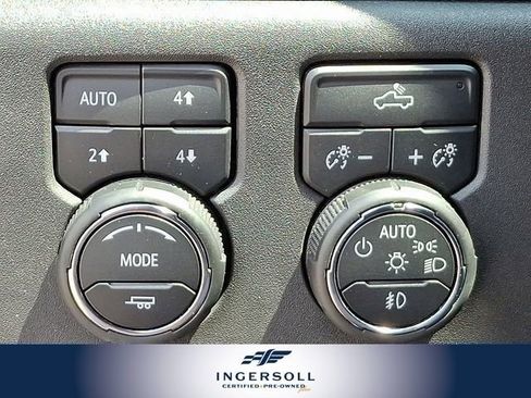 Used 2024 Chevrolet Silverado 1500 LT Trail Boss image 35