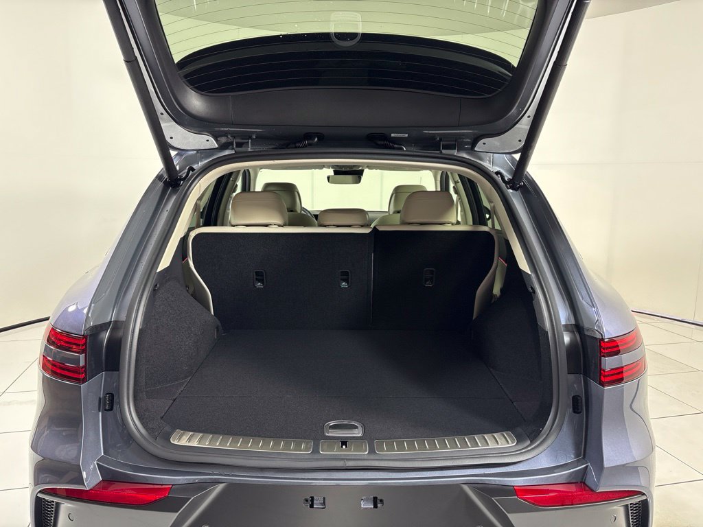 New 2027 Genesis GV70 2.5T Select AWD/4WD image 26