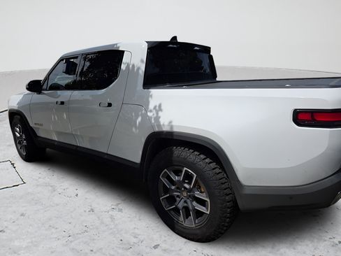 Used 2022 Rivian R1T Adventure AWD/4WD image 5