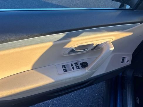 Used 2013 Volkswagen CC Sport Plus FWD image 8