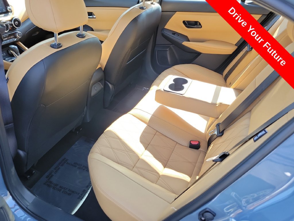 Used 2025 Nissan Sentra SV w/ SV Premium Package FWD image 27