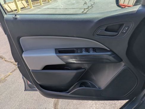 Certified 2022 Chevrolet Colorado W/T w/ WT Convenience Package AWD/4WD image 11
