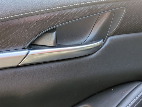 Used 2023 INFINITI QX60 Sensory w/ Vision Package image 13