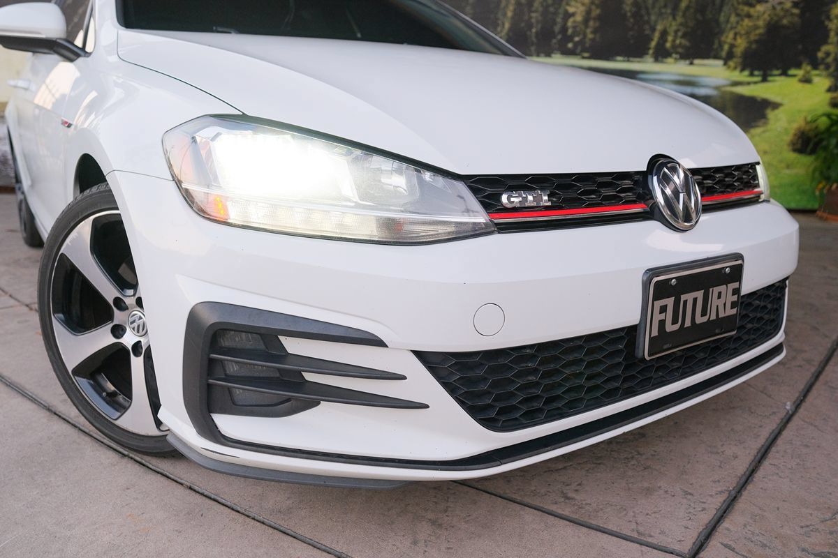 Used 2018 Volkswagen GTI S FWD image 7