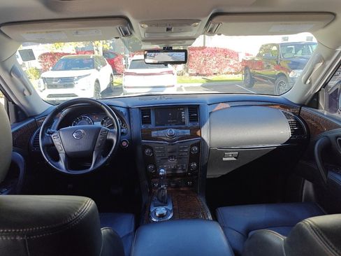 Used 2020 Nissan Armada Platinum w/ Interior Lighting Package image 23