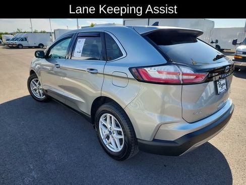 Used 2022 Ford Edge SEL w/ Convenience Package AWD/4WD image 5