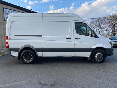 Used 2014 Mercedes-Benz Sprinter 3500 image 2