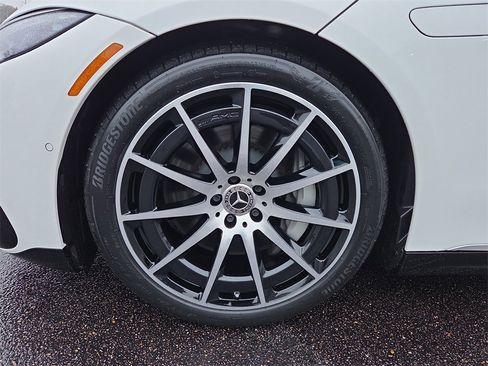 Certified 2023 Mercedes-Benz EQS 580 4MATIC Sedan image 9