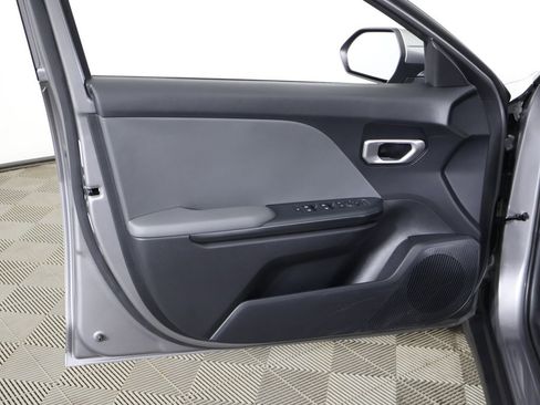 Used 2025 Kia K4 LXS image 20