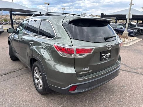 Used 2014 Toyota Highlander Plus AWD/4WD image 5