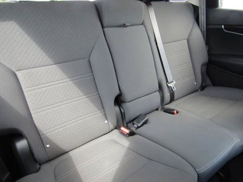 Used 2017 Kia Sorento AWD w/ LX Convenience Package image 3