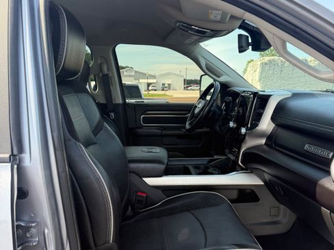 Used 2023 RAM 2500 Laramie AWD/4WD image 13
