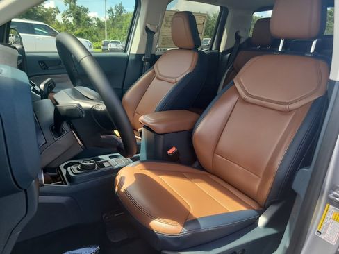 Certified 2024 Ford Maverick Lariat w/ 4K Tow Package AWD/4WD image 16