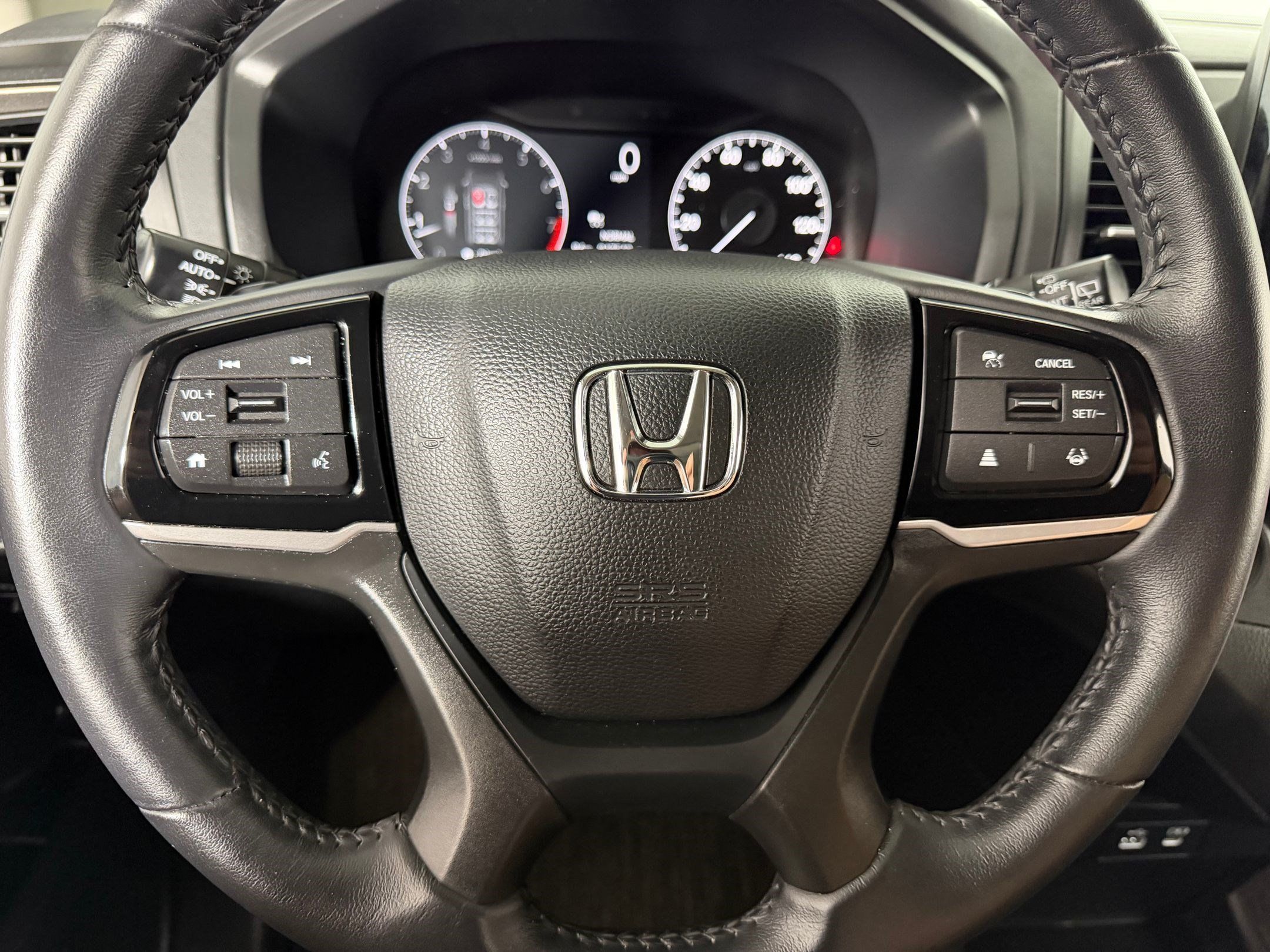 Used 2025 Honda Odyssey EX-L image 9