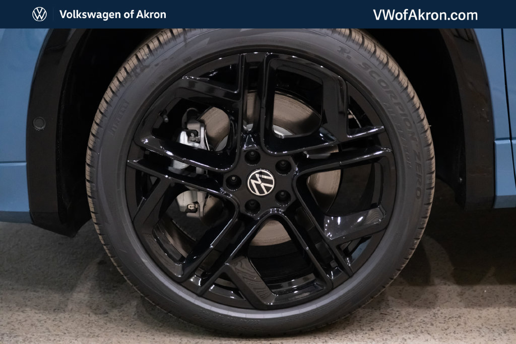 New 2026 Volkswagen Tiguan SE R-Line AWD/4WD image 7