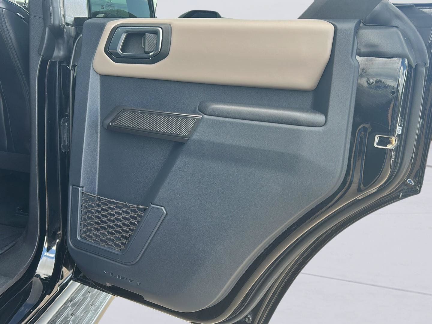 Used 2024 Ford Bronco Wildtrak AWD/4WD image 23