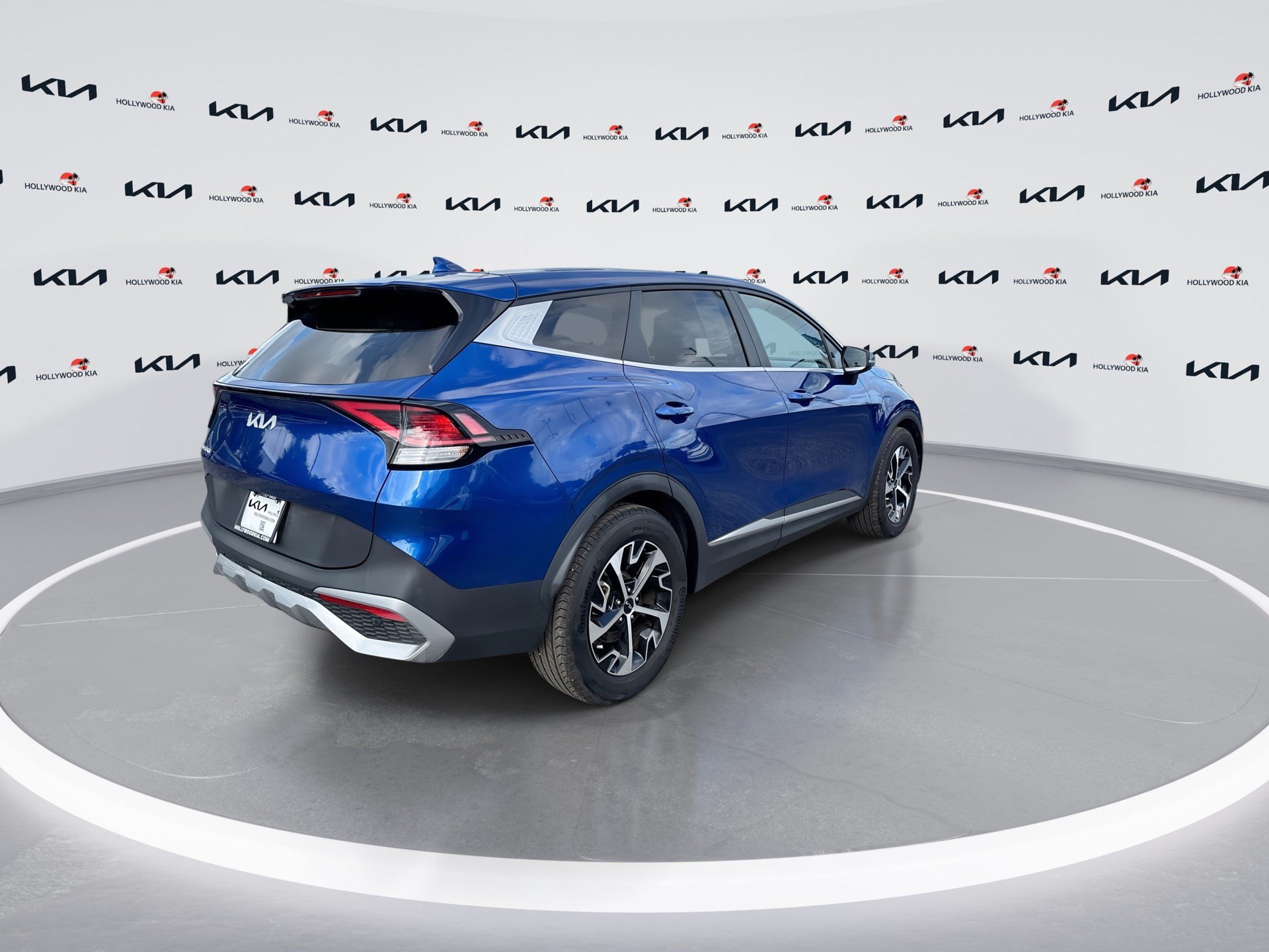 Used 2023 Kia Sportage EX FWD image 8