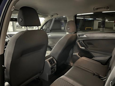 Used 2021 Volkswagen Tiguan S image 17