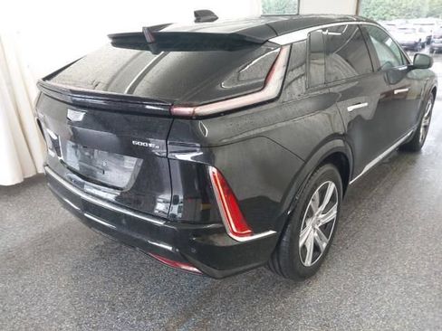 Used 2024 Cadillac Lyriq Tech AWD/4WD image 6