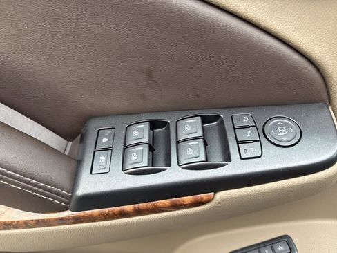 Used 2017 Chevrolet Suburban Premier w/ Max Trailering Package image 30