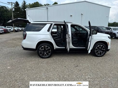 Used 2025 Chevrolet Tahoe RST w/ Comfort Package AWD/4WD image 37