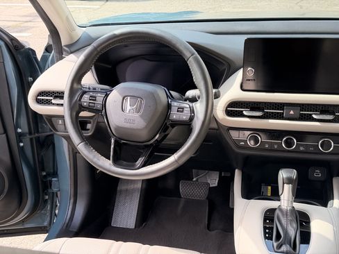 Used 2024 Honda HR-V EX-L image 19