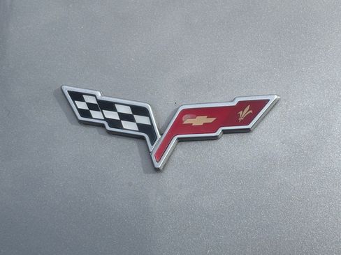 Used 2008 Chevrolet Corvette Coupe w/ Preferred Equipment Group RWD image 9