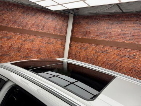 Certified 2024 BMW X5 xDrive40i w/ Premium Package image 25