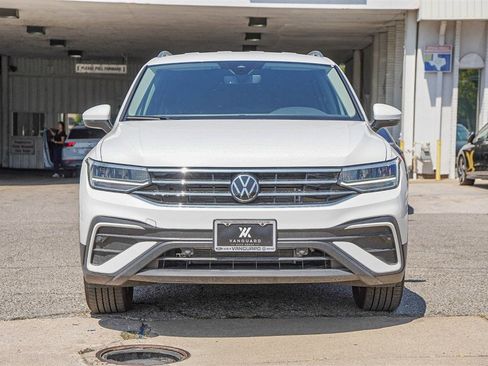 New 2024 Volkswagen Tiguan SE image 4