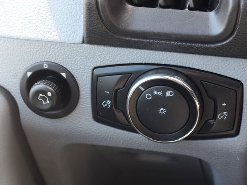 Used 2017 Ford Transit 150 130 Low Roof w/ Exterior Upgrade Package RWD image 18