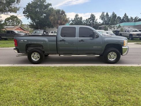 Used 2007 Chevrolet Silverado 2500 LT AWD/4WD image 8