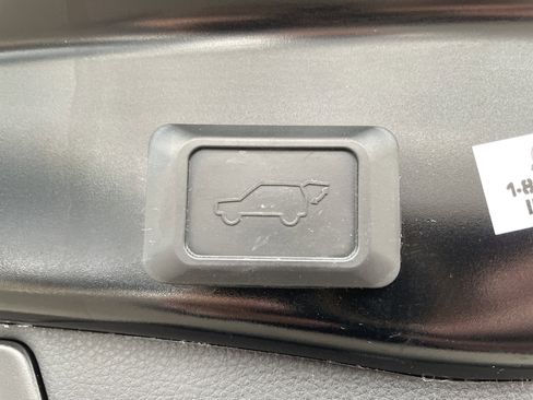 Used 2020 Toyota RAV4 Adventure image 16