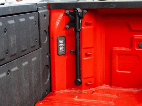 Used 2021 GMC Sierra 1500 Elevation image 15