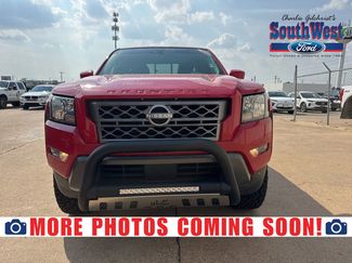 Used 2022 Nissan Frontier SV image 1