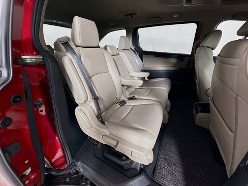 Used 2023 Honda Odyssey Touring image 30