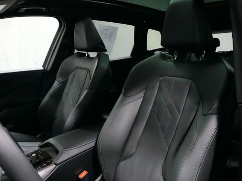 Certified 2025 BMW X3 xDrive30i w/ Convenience Package AWD/4WD image 4