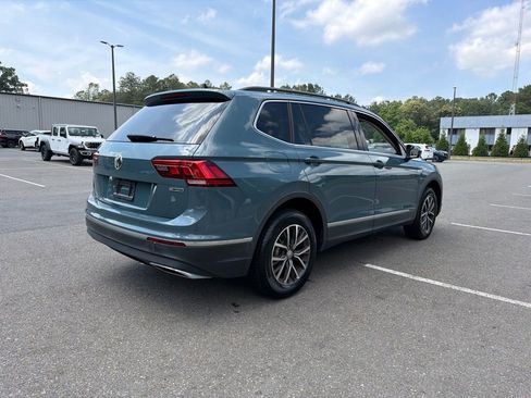 Used 2020 Volkswagen Tiguan SE AWD/4WD image 5