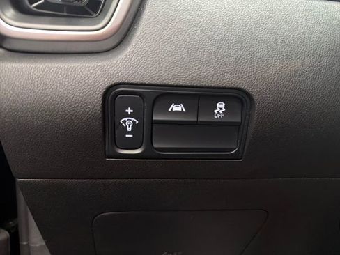 Certified 2023 Kia Sorento LX AWD/4WD image 43