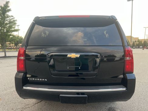 Used 2015 Chevrolet Suburban LTZ AWD/4WD image 4