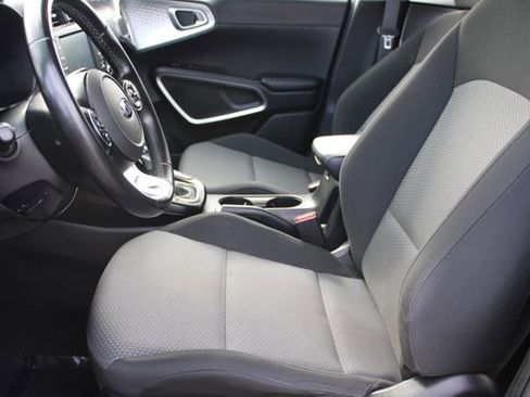Used 2020 Kia Soul X-Line image 28